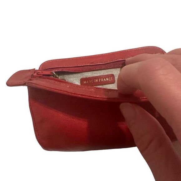 Chanel mini red leather pouch - Picture 9 of 14